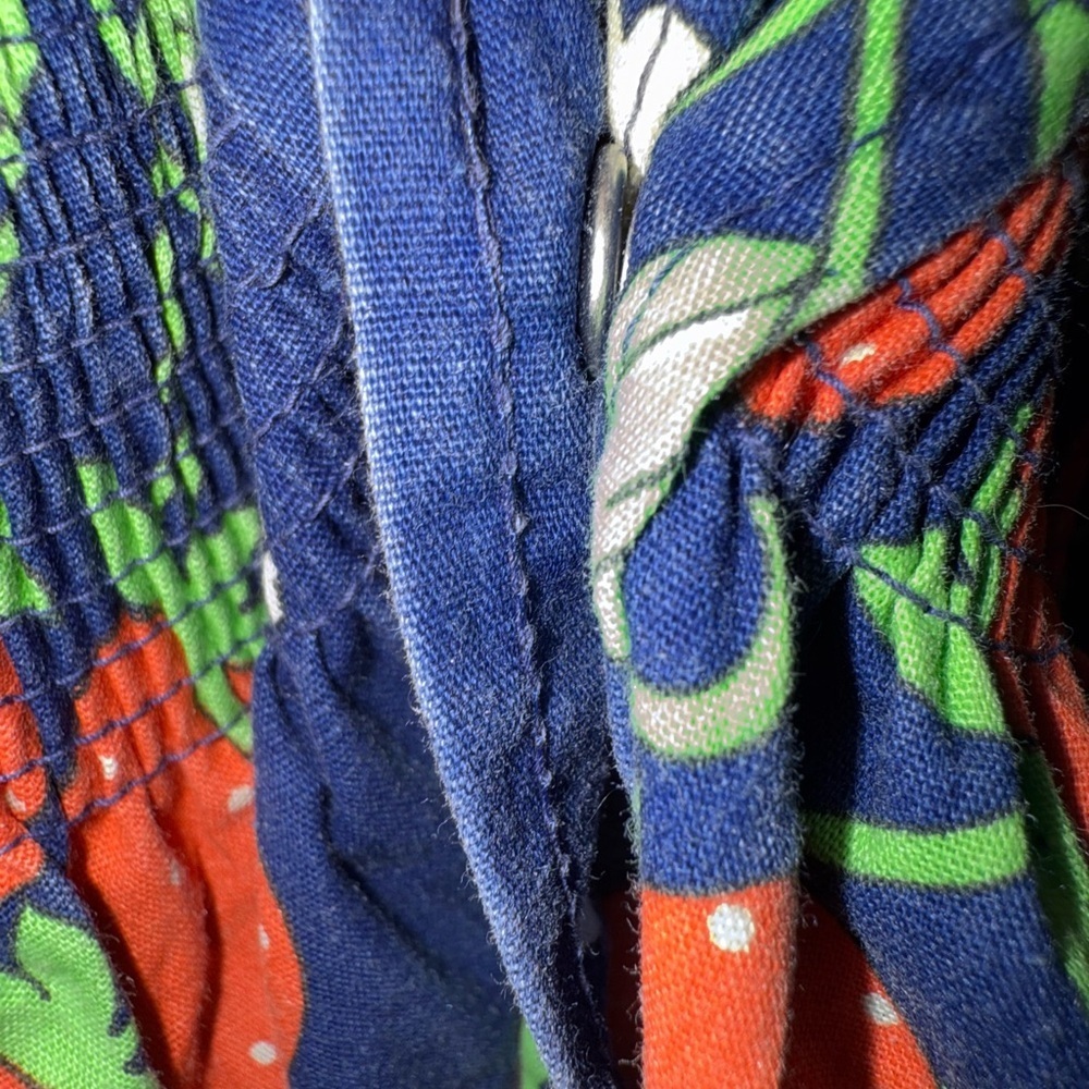 Vintage MuMu Mrs Roper Romp Robe Strawberries  Snap Closure - Flaw - Picture 6 of 10